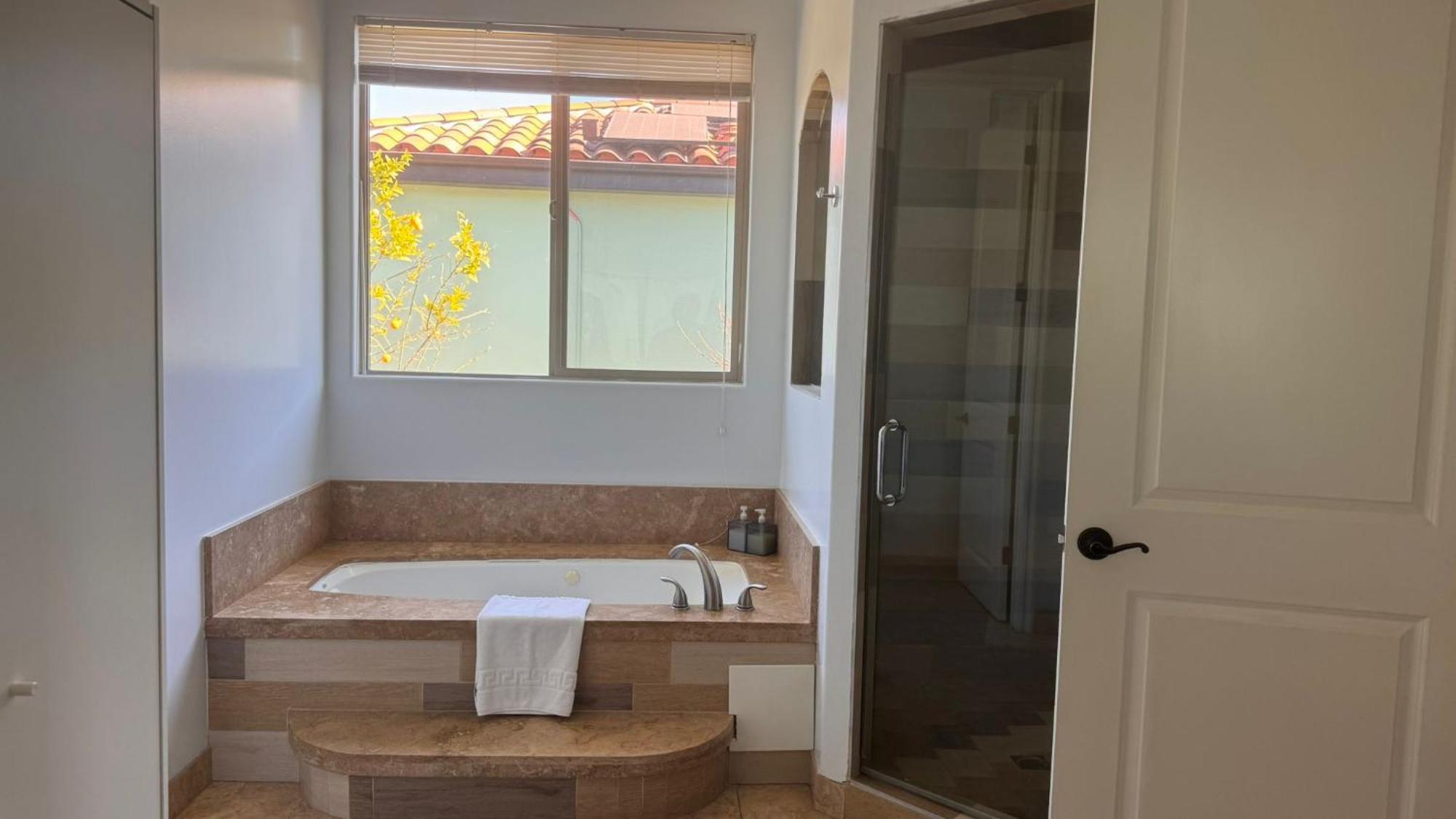 La Dream Gem - Beautiful Home With Spa Los Angeles Zewnętrze zdjęcie
